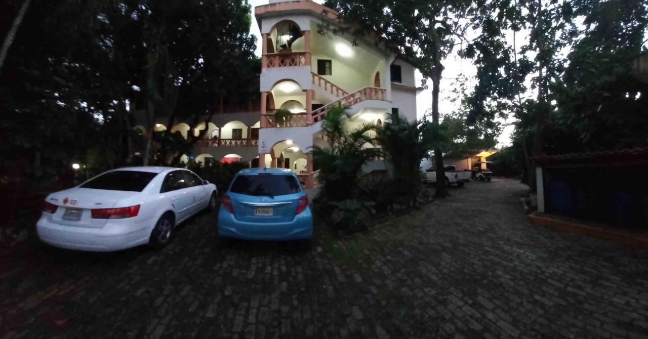 Residencial Estephany Sosúa 외부 사진